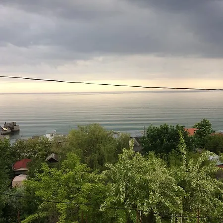 2квартира с видом на море *