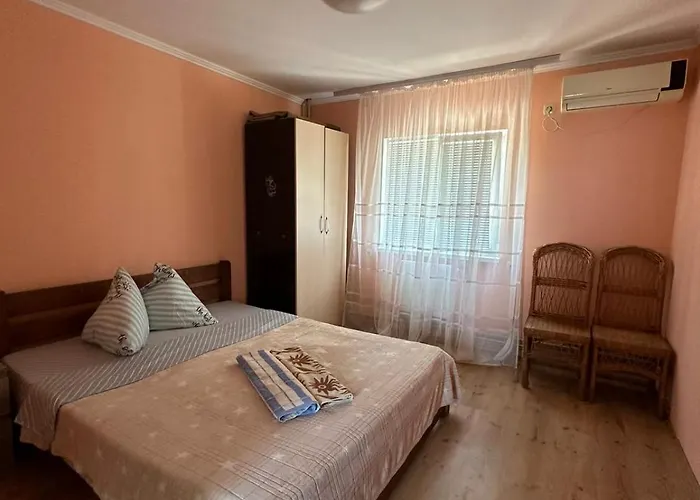 2квартира с видом на море Hotel