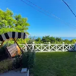 2квартира с видом на море Hotel
