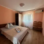2квартира с видом на море Hotel