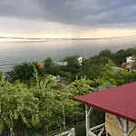 2квартира с видом на море Hotel *